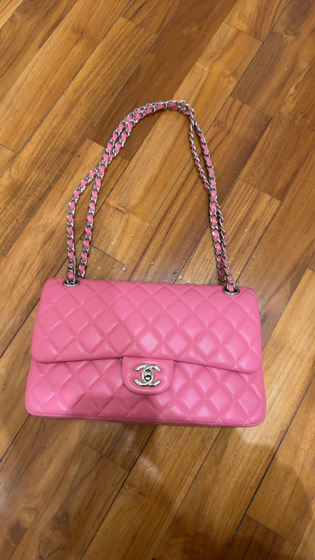 Chanel classic flap