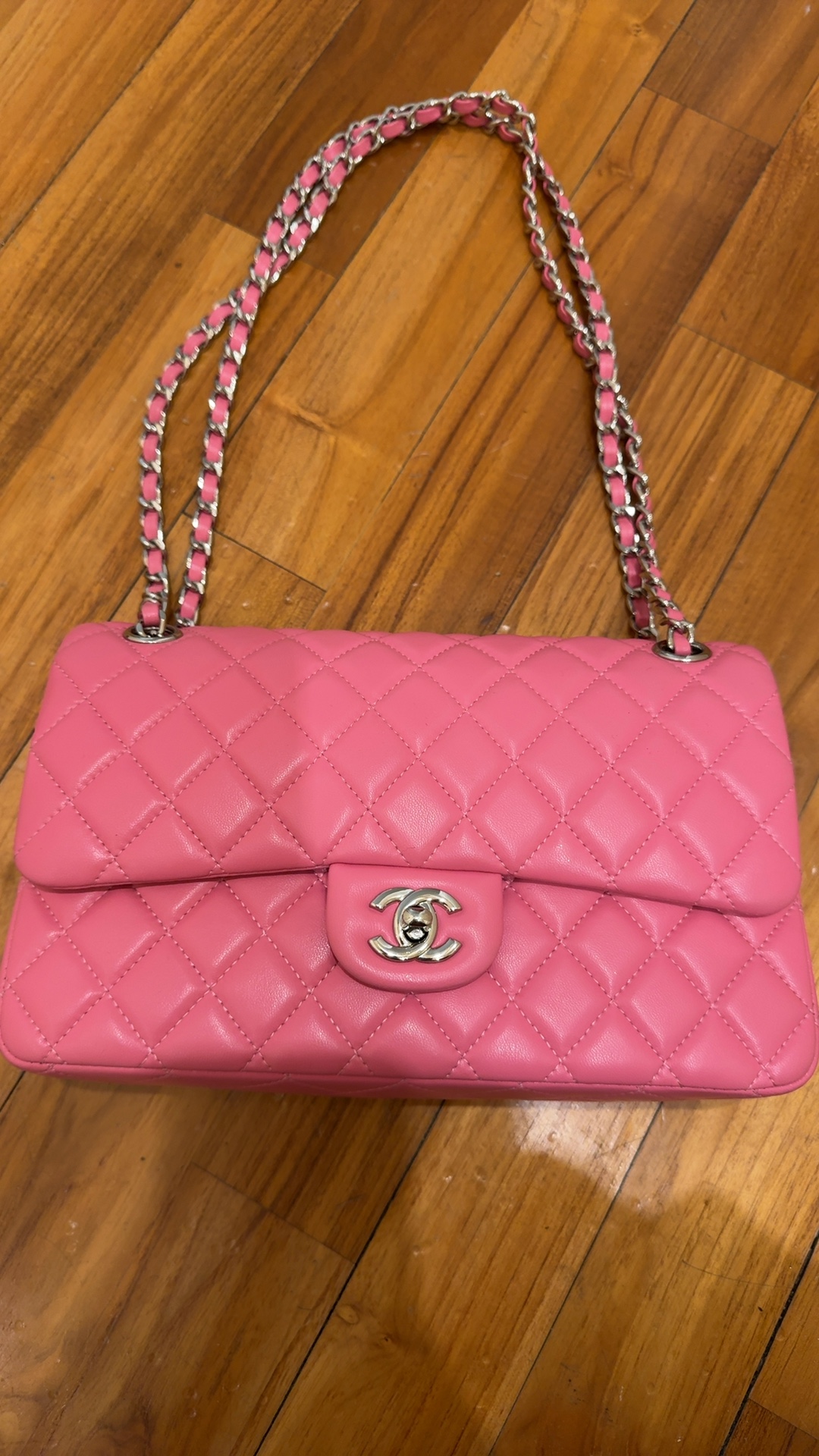 Chanel classic flap