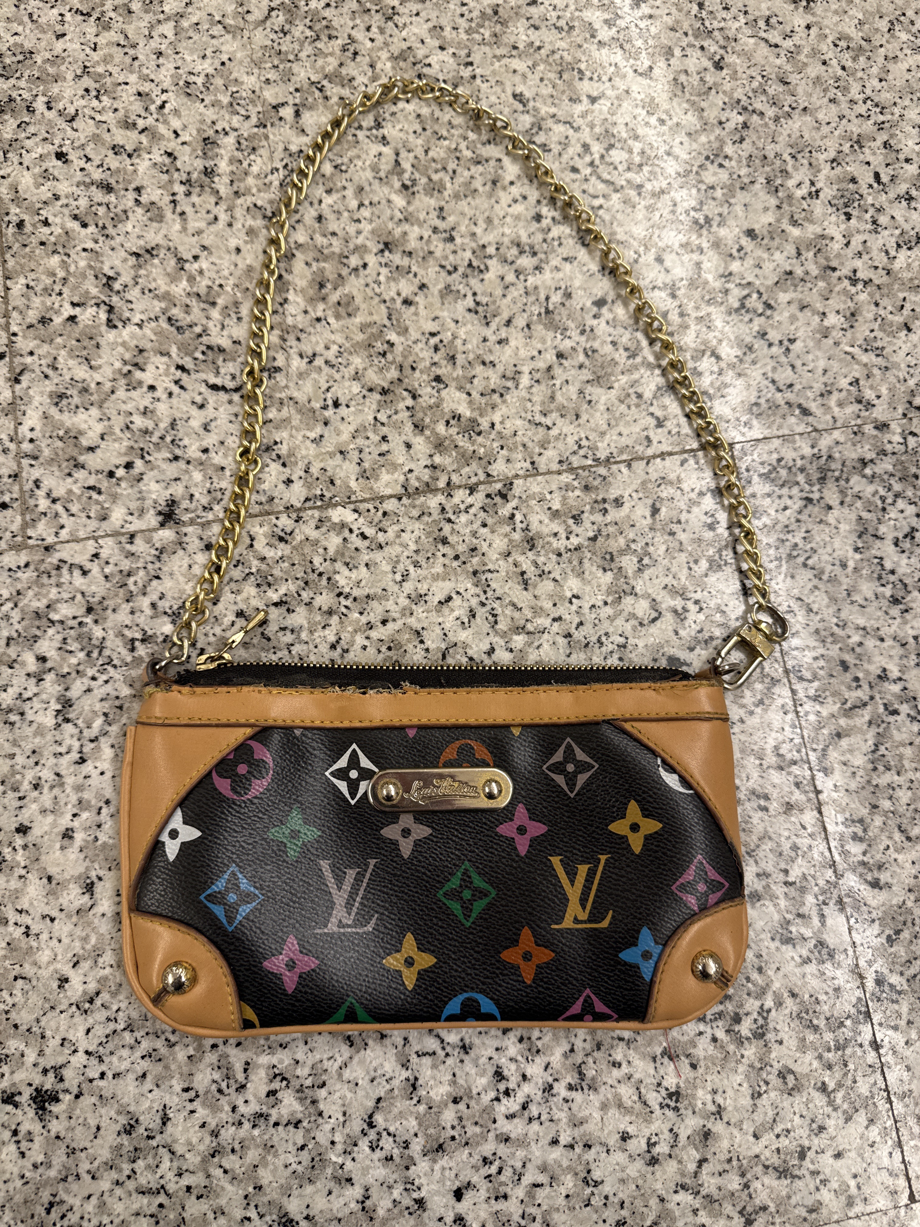 Louis Vuitton x Murakami pochette
