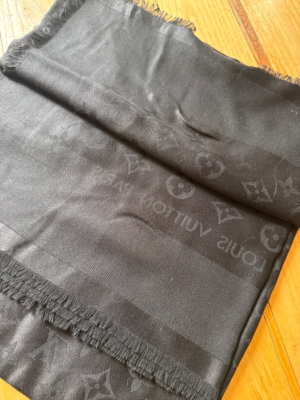 Louis Vuitton Silk Pashmina monogram Louis Vuitton